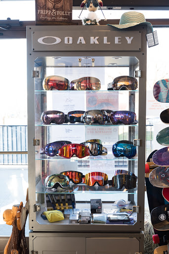 Ski Shop «Vertical Drop», reviews and photos, 110 S 2nd St j, Loveland, OH 45140, USA