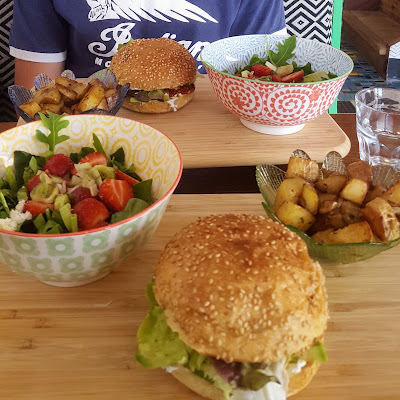 La Terrible Bistro-Libraire à Camaret-sur-Mer