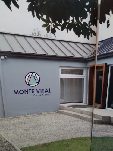 Centro Medico Monte Vital - Médico