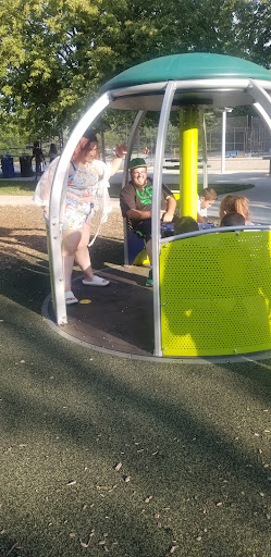 Community Center «Burning Bush Community Center», reviews and photos, 1313 N Burning Bush Ln, Mt Prospect, IL 60056, USA