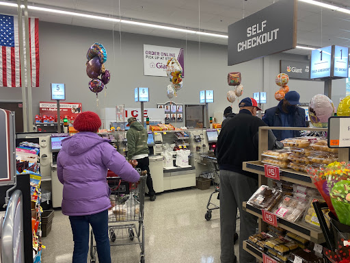 Grocery Store «Giant Food», reviews and photos, 9580 Livingston Rd, Fort Washington, MD 20744, USA