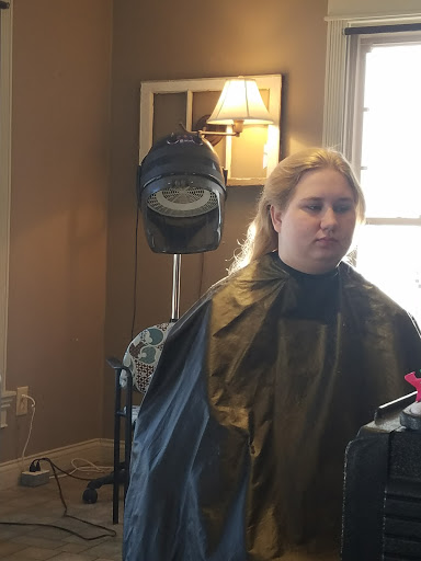 Beauty Salon «Hair Zone», reviews and photos, 107 Platter Dr, North Vernon, IN 47265, USA