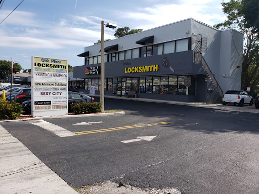 Locksmith «Smiley Locksmith», reviews and photos, 30 E Oakland Park Blvd, Wilton Manors, FL 33334, USA