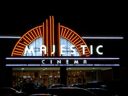 Movie Theater «Marcus Theatres Majestic Cinema of Omaha», reviews and photos, 14304 W Maple Rd, Omaha, NE 68164, USA