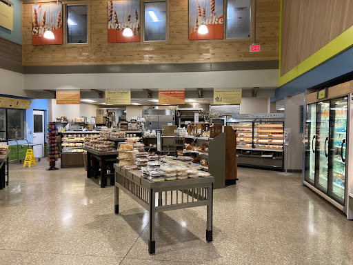 Grocery Store «Harvest Market», reviews and photos, 2029 S Neil St, Champaign, IL 61820, USA