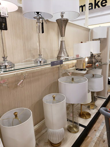 Home Goods Store «HomeGoods», reviews and photos, 2911 Rio Grande Blvd #100, Colleyville, TX 76034, USA