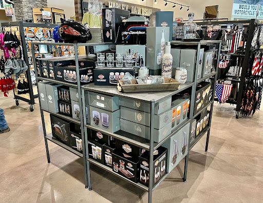 Harley-Davidson Dealer «CRYSTAL HARLEY-DAVIDSON», reviews and photos, 1785 S Suncoast Blvd, Homosassa, FL 34448, USA