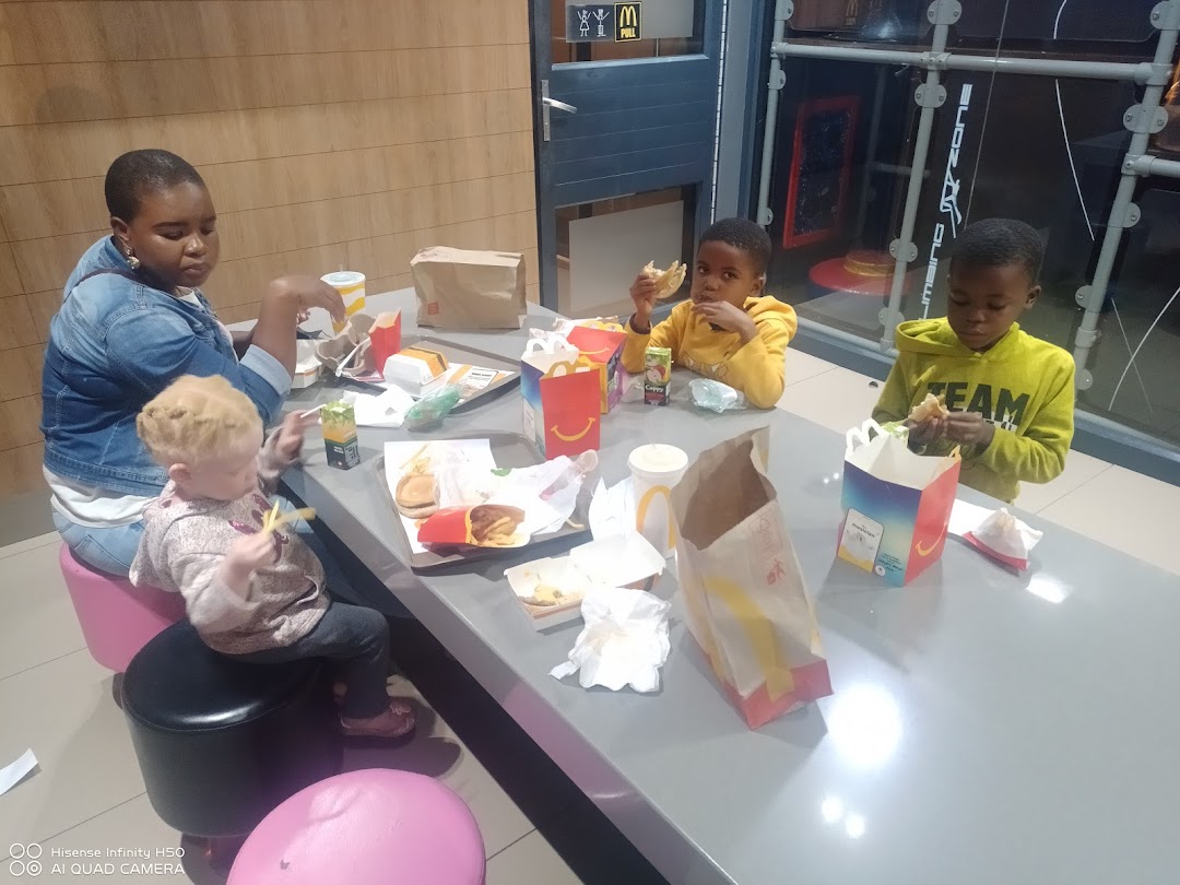McDonalds Olifantsfontein Drive-Thru