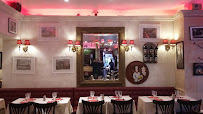 Atmosphère du Restaurant Aux Trois Mailletz à Paris - n°5