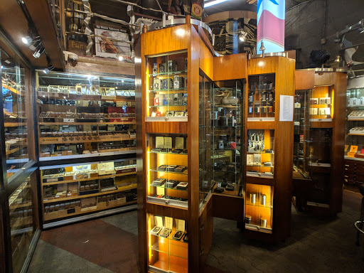 Tobacco Shop «Up Down Cigar», reviews and photos, 1550 N Wells St, Chicago, IL 60610, USA