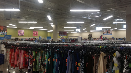 Thrift Store «Goodwill Store & Donation Center», reviews and photos, 5518 Touhy Ave, Skokie, IL 60077, USA