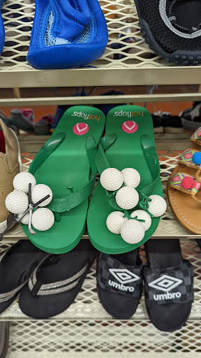 Thrift Store «Maj-R Thrift & Discount Store Grandview», reviews and photos, 1500 Main St, Grandview, MO 64030, USA