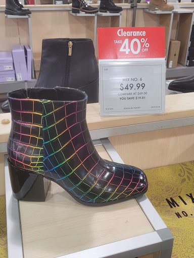 Shoe Store «DSW Designer Shoe Warehouse», reviews and photos, 314 Marketplace Mile, Plainfield, IN 46168, USA