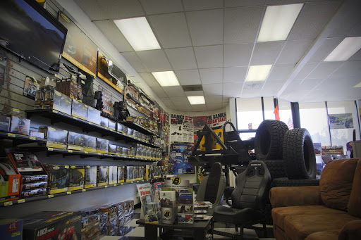 Truck Accessories Store «4 Wheel Parts - Thousand Oaks, CA», reviews and photos, 3209 Thousand Oaks Blvd, Thousand Oaks, CA 91362, USA