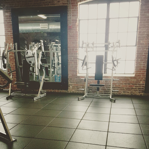 Health Club «Onelife Fitness - Norfolk Gym», reviews and photos, 1900 Monticello Ave, Norfolk, VA 23517, USA