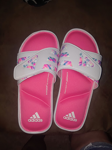 Shoe Store «Shoe Carnival», reviews and photos, 1920 N Dixie Hwy, Elizabethtown, KY 42701, USA