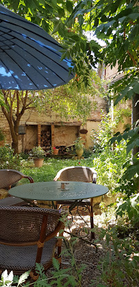Atmosphère du Restaurant Le Jardin du Clocher à Lautrec - n°13