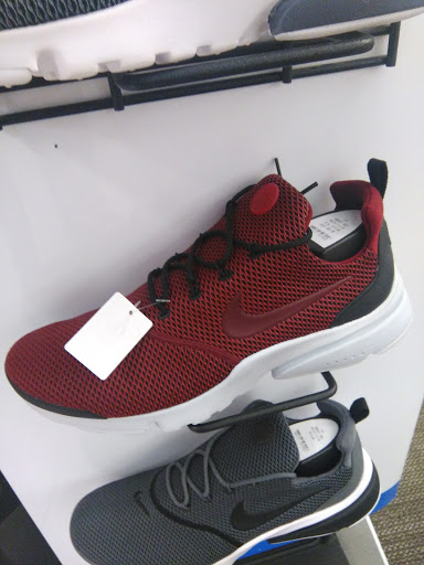 Shopping Mall «Columbia Mall», reviews and photos, 2800 S Columbia Rd, Grand Forks, ND 58201, USA