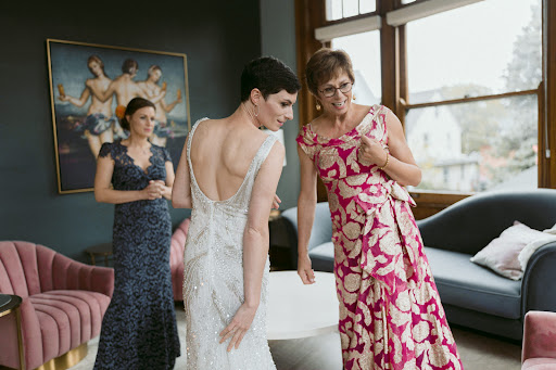 Bridal Shop «Susan Deborah Bridal & Formals», reviews and photos, 1855 Monroe Ave, Rochester, NY 14618, USA