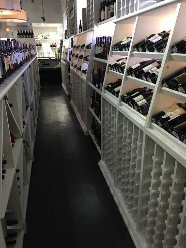 Liquor Store «Doral Wine & Spirits», reviews and photos, 10411 NW 41st St, Doral, FL 33178, USA