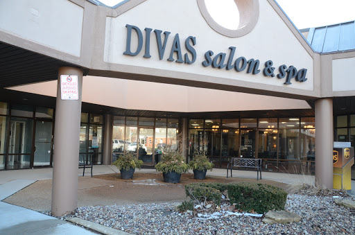 Beauty Salon «Divas Salon & Spa», reviews and photos, 707 W Jefferson St, Shorewood, IL 60404, USA