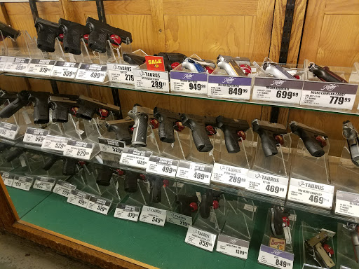 Sporting Goods Store «Bass Pro Shops», reviews and photos, 7000 Arundel Mills Cir, Hanover, MD 21076, USA