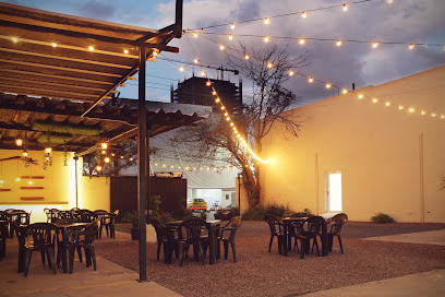 Patio Quince