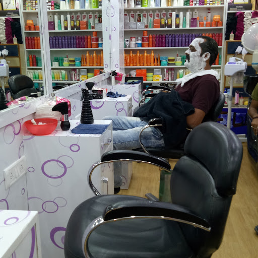 Big Brother Salon