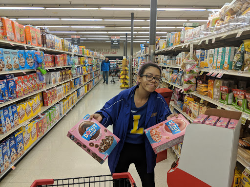 Supermarket «Giant Eagle Supermarket», reviews and photos, 14100 Detroit Ave, Lakewood, OH 44107, USA