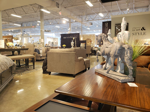 Furniture Store «Ashley HomeStore», reviews and photos, 2915 N Dale Mabry Hwy, Tampa, FL 33607, USA