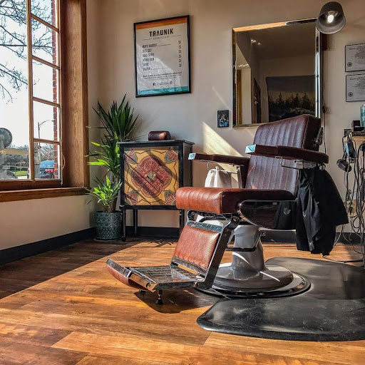 Barber Shop «Traunik Barbershop», reviews and photos, 4022 N Wilson Dr, Shorewood, WI 53211, USA