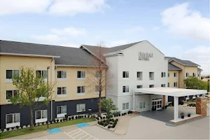 Fairfield Inn & Suites by Marriott Denton image