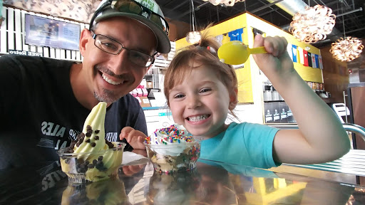 Ice Cream Shop «Cookie Dough Creamery», reviews and photos, 7227 N High St, Worthington, OH 43085, USA