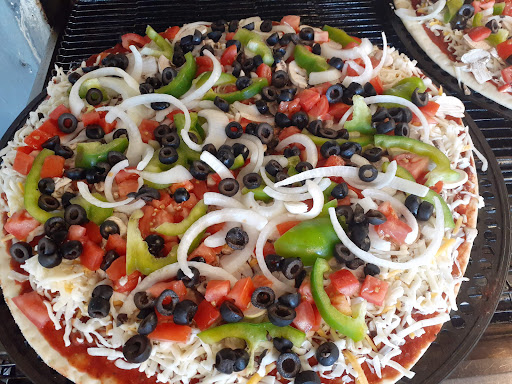 Pizza Restaurant «Round Table Pizza», reviews and photos, 7841 Amador Valley Blvd, Dublin, CA 94568, USA