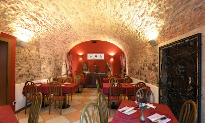 Ristorante Pizzeria Doc - Via Milano, 148, 38122 Trento TN, Italy