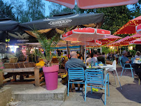 Atmosphère du Restaurant guinguette de berguerolles à Saint-Ambroix - n°3