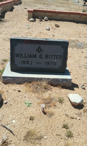 Palmdale Cemetery (Historical Site)(Not in Use)