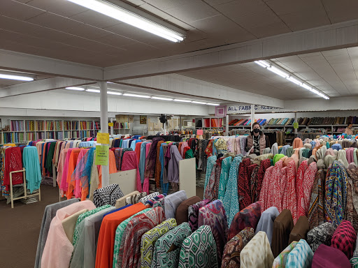 Fabric Store «Auburn Fabric Outlet», reviews and photos, 773 Southbridge St, Auburn, MA 01501, USA