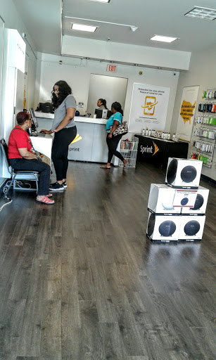 Cell Phone Store «Sprint Store», reviews and photos, 305 Main St, City of Orange, NJ 07050, USA