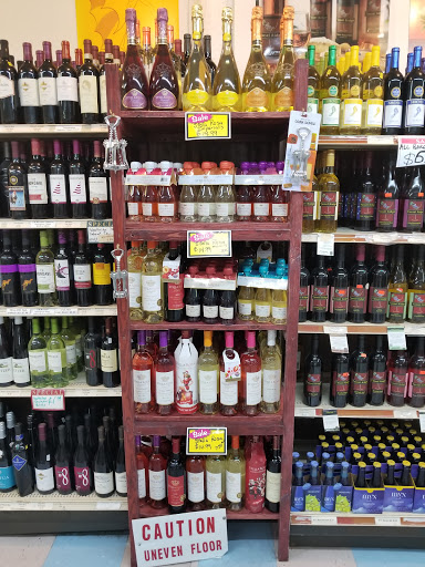 Liquor Store «Cork & Bottle», reviews and photos, 309 A Ave W, Oskaloosa, IA 52577, USA