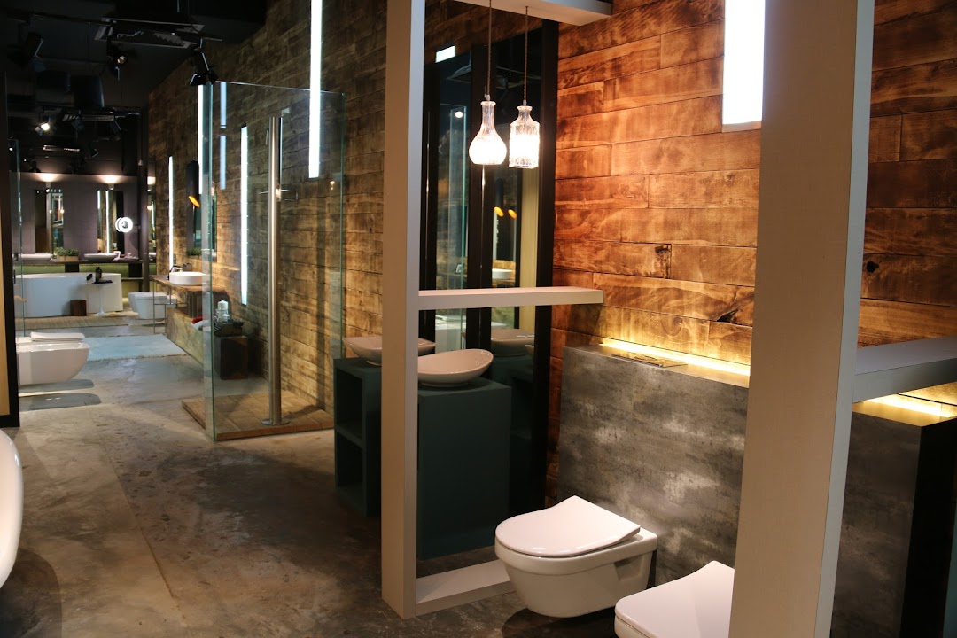 Bathroom Gallery Changi Showroom by Wan Tai & Co Pte Ltd