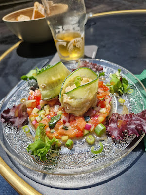 Poire cacahuètes et bigoudis à Dinan