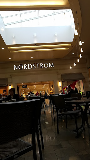 Department Store «Nordstrom Alderwood Mall», reviews and photos, 3200 184th St SW, Lynnwood, WA 98037, USA
