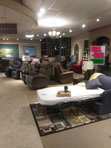Furniture Store «La-Z-Boy Furniture Galleries», reviews and photos, 172 Howe Ave, Cuyahoga Falls, OH 44221, USA