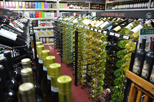 Liquor Store «Donelson Pike Liquors», reviews and photos, 519 Donelson Pike # 101, Nashville, TN 37214, USA