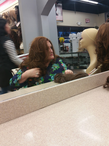 Beauty Supply Store «Hair Art Beauty Outlet & Salon», reviews and photos, 2510 84th St S, Tacoma, WA 98499, USA