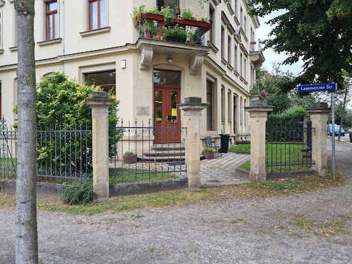 Dr. med. vet. Antje Schadt unter Dresden, 