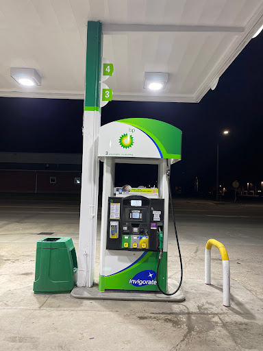 Convenience Store «7th Heaven Discount Store», reviews and photos, 200 Washington St, Chillicothe, MO 64601, USA