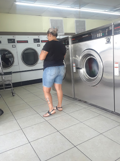 Laundry «Coin Laundry», reviews and photos, 1901 W Vine St, Kissimmee, FL 34741, USA