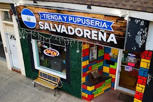 Tienda y Pupuseria Salvadoreña image